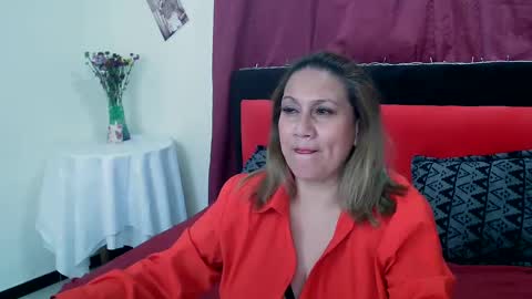 Snapshot of yayita_mature chatting on January 14, 4:08 pm yayita online show from January 14, 4:08 pm