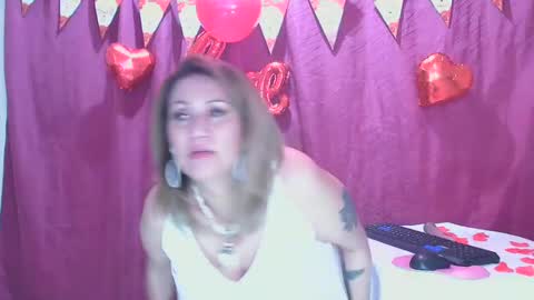 Snapshot of yayita_mature chatting on February 9, 10:54 pm yayita online show from February 9, 10:54 pm