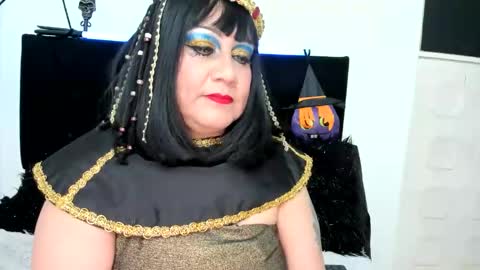 Snapshot of yayita_mature chatting on October 31, 3:02 pm yayita online show from October 31, 3:02 pm