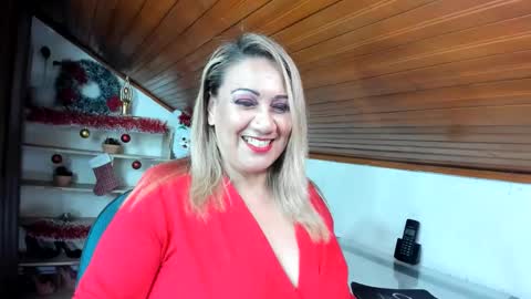 Snapshot of yayita_mature chatting on December 5, 1:20 pm yayita online show from December 5, 1:20 pm