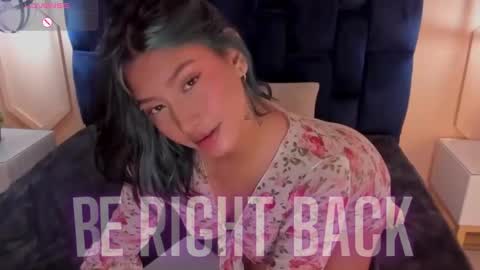 Yazmin online show from December 6, 5:11 pm