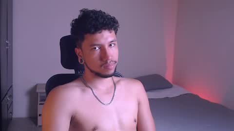 Snapshot of yeff_stone chatting on September 26, 1:09 am yeff online show from September 26, 1:09 am