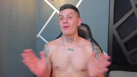 Snapshot of yeiko_romero_ chatting on January 11, 8:43 pm YEIKO ROMERO online show from January 11, 8:43 pm