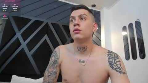 Snapshot of yeiko_romero_ chatting on March 1, 8:42 pm YEIKO ROMERO online show from March 1, 8:42 pm