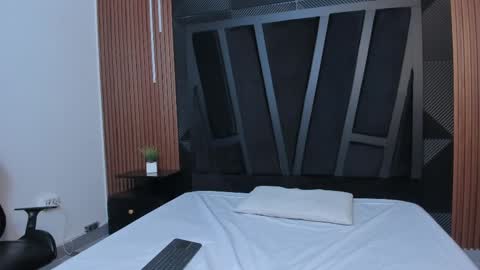 Snapshot of yeiko_romero_ chatting on March 3, 5:18 pm YEIKO ROMERO online show from March 3, 5:18 pm