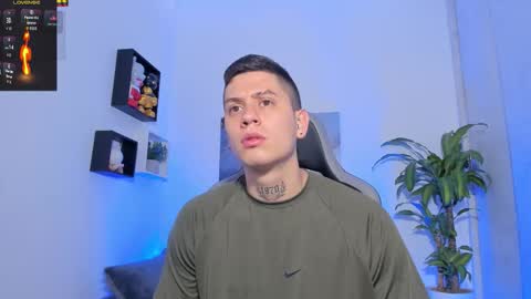 Snapshot of yeiko_romero_ chatting on September 8, 6:51 pm YEIKO ROMERO online show from September 8, 6:51 pm