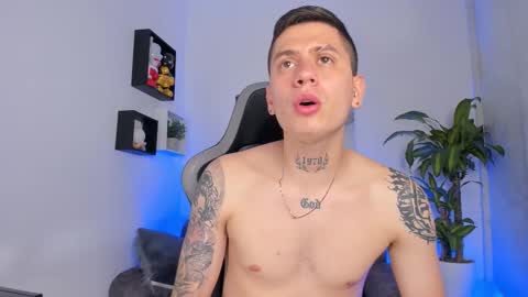 Snapshot of yeiko_romero_ chatting on September 10, 5:24 pm YEIKO ROMERO online show from September 10, 5:24 pm