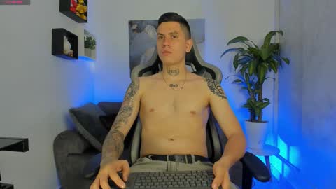 Snapshot of yeiko_romero_ chatting on September 14, 9:19 am YEIKO ROMERO online show from September 14, 9:19 am