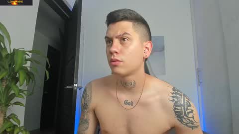 Snapshot of yeiko_romero_ chatting on September 29, 9:58 am YEIKO ROMERO online show from September 29, 9:58 am