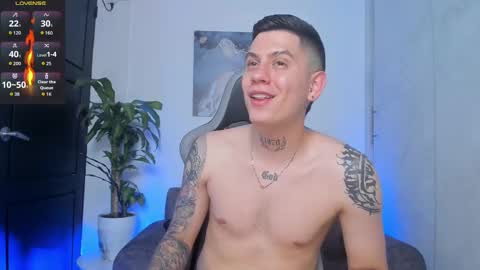 Snapshot of yeiko_romero_ chatting on October 9, 8:12 am YEIKO ROMERO online show from October 9, 8:12 am