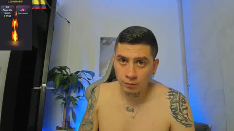 Snapshot of yeiko_romero_ chatting on November 28, 9:28 pm YEIKO ROMERO online show from November 28, 9:28 pm