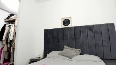 yenifer016 online show from January 28, 5:00 am