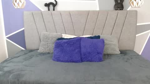 Yera  online show from November 25, 12:05 pm