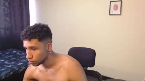 Yeff ind. model  online show from December 9, 6:57 pm