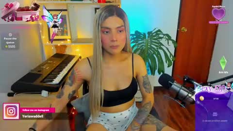 Snapshot of yeriawaddell_ chatting on December 28, 1:29 am yeriawaddell online show from December 28, 1:29 am