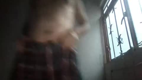 yeshuaaa999 online show from December 20, 1:33 pm