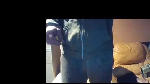 yetly online show from November 9, 5:00 pm