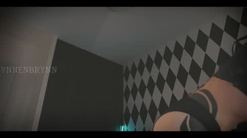 ynnenbrynn online show from December 2, 10:18 am