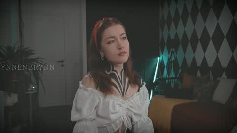 ynnenbrynn online show from December 7, 11:29 am