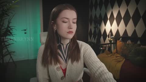 ynnenbrynn online show from January 24, 6:24 am