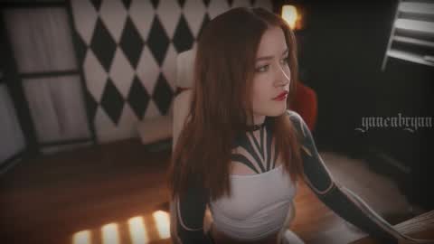 ynnenbrynn online show from September 11, 7:08 am