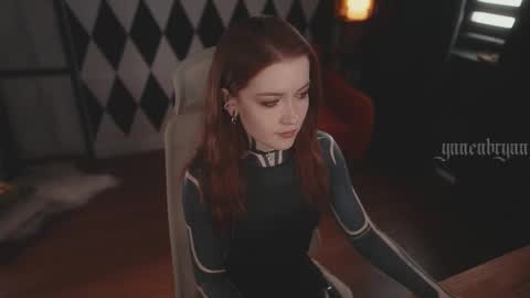 ynnenbrynn online show from September 15, 7:30 am