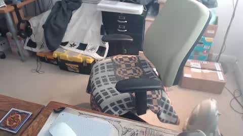 Snapshot of yogaman010173 chatting on November 21, 12:26 pm yogaman online show from November 21, 12:26 pm