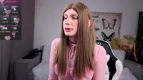 Mikaella - Mika online show from November 10, 12:42 am