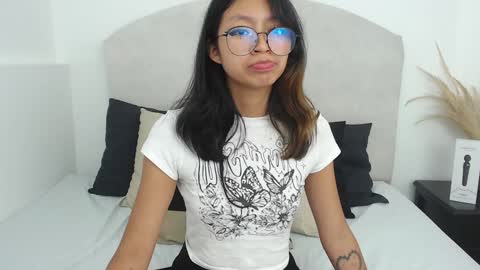 Yommi Winx online show from February 8, 4:36 am