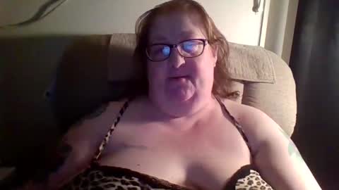 yomoopy online show from January 26, 7:32 am