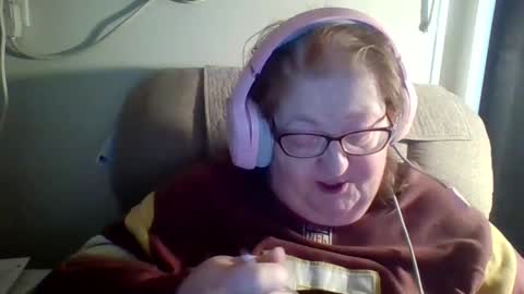 yomoopy online show from January 26, 8:13 pm