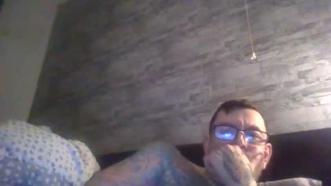 yorkshirewood online show from December 22, 3:53 pm