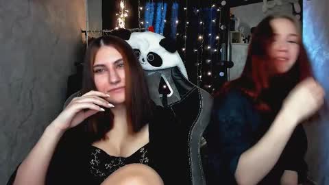 Snapshot of you_lika chatting on February 23, 2:29 am Lika online show from February 23, 2:29 am