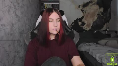 Snapshot of you_lika chatting on October 2, 2:29 am Lika online show from October 2, 2:29 am