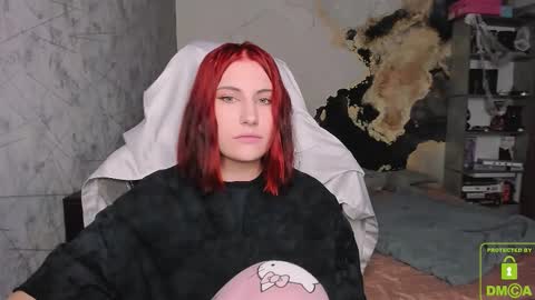 Snapshot of you_lika chatting on October 18, 3:46 pm Lika online show from October 18, 3:46 pm