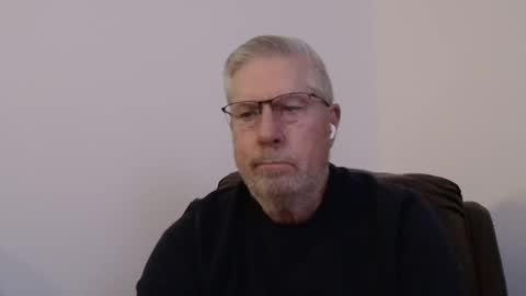 Snapshot of yougogirl_3 chatting on January 22, 3:41 am Colorado Guy Straight online show from January 22, 3:41 am