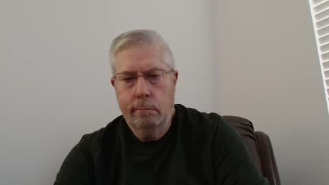 Snapshot of yougogirl_3 chatting on January 28, 7:21 pm Colorado Guy Straight online show from January 28, 7:21 pm