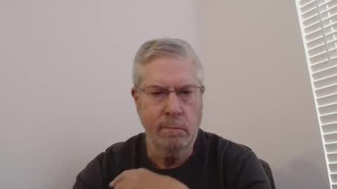 Snapshot of yougogirl_3 chatting on February 1, 2:45 pm Colorado Guy Straight online show from February 1, 2:45 pm