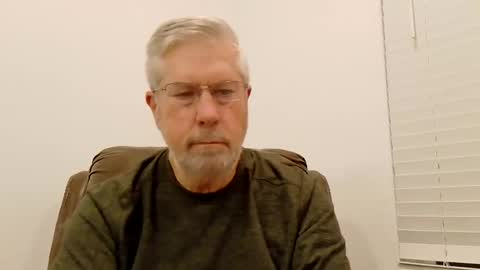 Snapshot of yougogirl_3 chatting on February 12, 4:44 am Colorado Guy Straight online show from February 12, 4:44 am