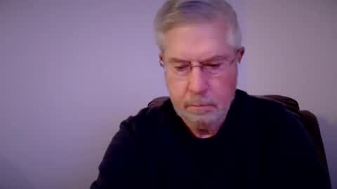 Snapshot of yougogirl_3 chatting on February 14, 1:29 pm Colorado Guy Straight online show from February 14, 1:29 pm