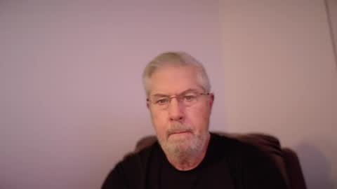 Snapshot of yougogirl_3 chatting on February 15, 10:22 am Colorado Guy Straight online show from February 15, 10:22 am