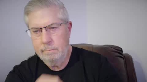 Snapshot of yougogirl_3 chatting on February 24, 12:37 pm Colorado Guy Straight online show from February 24, 12:37 pm