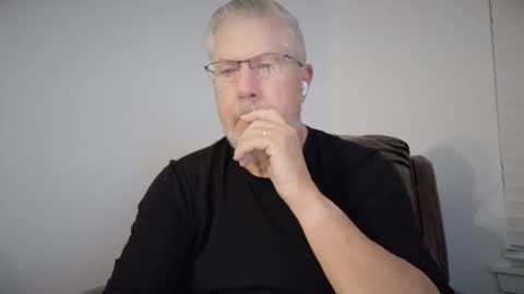 Snapshot of yougogirl_3 chatting on February 28, 4:21 am Colorado Guy Straight online show from February 28, 4:21 am