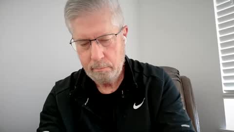 Snapshot of yougogirl_3 chatting on March 6, 8:48 pm Colorado Guy Straight online show from March 6, 8:48 pm