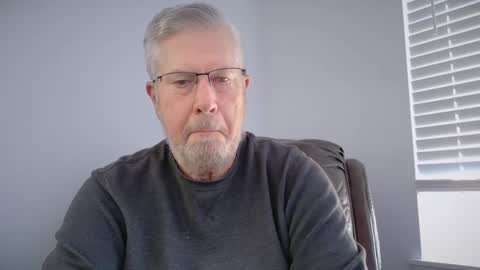 Snapshot of yougogirl_3 chatting on March 8, 6:58 pm Colorado Guy Straight online show from March 8, 6:58 pm