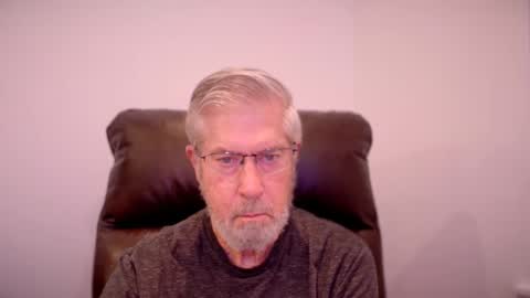 Snapshot of yougogirl_3 chatting on September 11, 2:44 am Colorado Guy Straight online show from September 11, 2:44 am