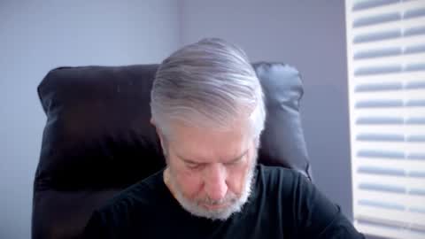 Snapshot of yougogirl_3 chatting on September 12, 5:57 pm Colorado Guy Straight online show from September 12, 5:57 pm