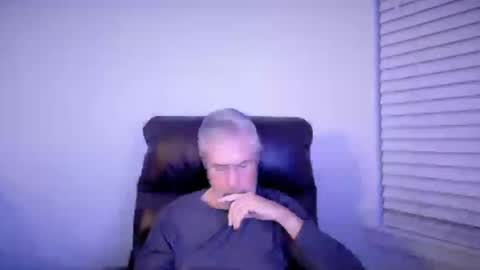 Snapshot of yougogirl_3 chatting on September 14, 12:15 pm Colorado Guy Straight online show from September 14, 12:15 pm