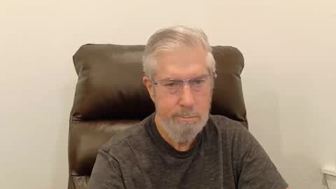 Snapshot of yougogirl_3 chatting on September 23, 2:03 am Colorado Guy Straight online show from September 23, 2:03 am