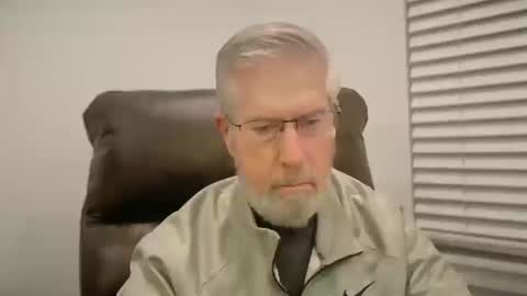 Snapshot of yougogirl_3 chatting on October 11, 2:11 am Colorado Guy Straight online show from October 11, 2:11 am